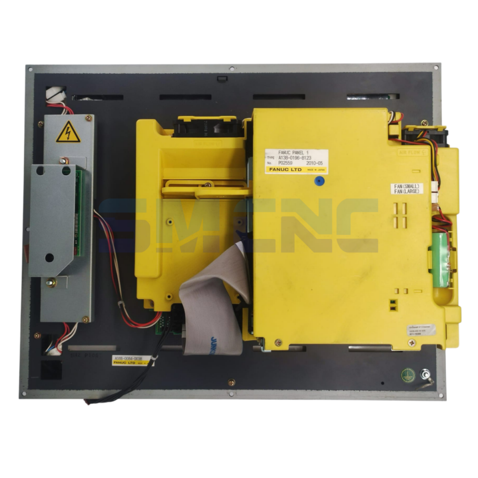 A13B-0196-B123 Fanuc i Cnc Kontrol Ünitesi arka görünüm