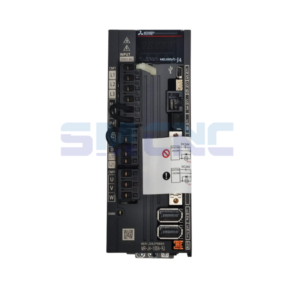 MR-J4-100A-RJ Mitsubishi Servo Sürücü ön görünüm